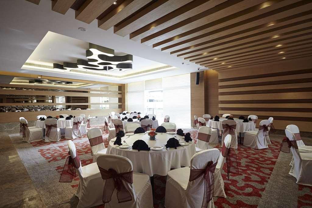 Turyaa Chennai - Omr It Expressway Hotel Restoran foto