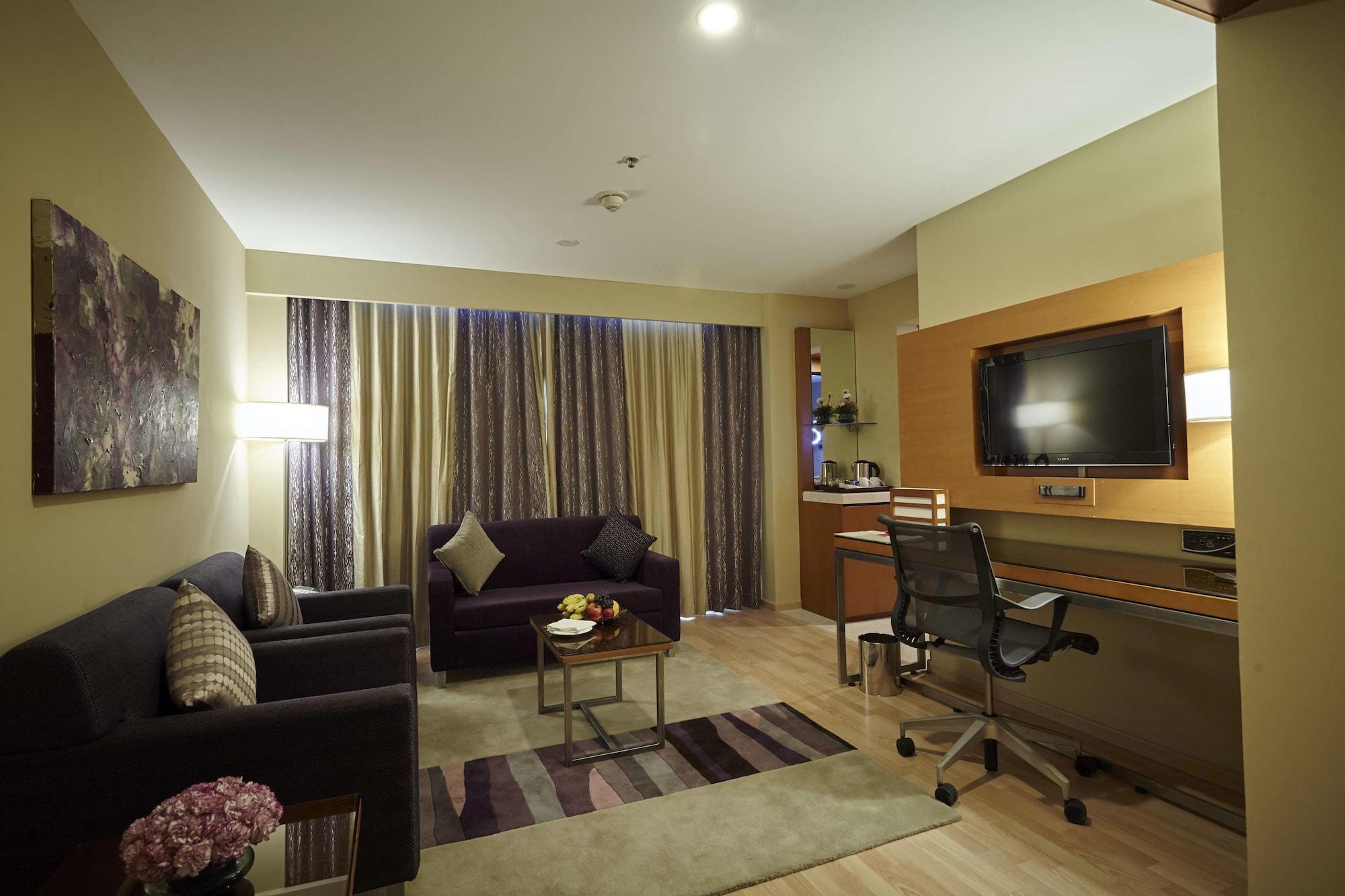 Turyaa Chennai - Omr It Expressway Hotel Bagian luar foto